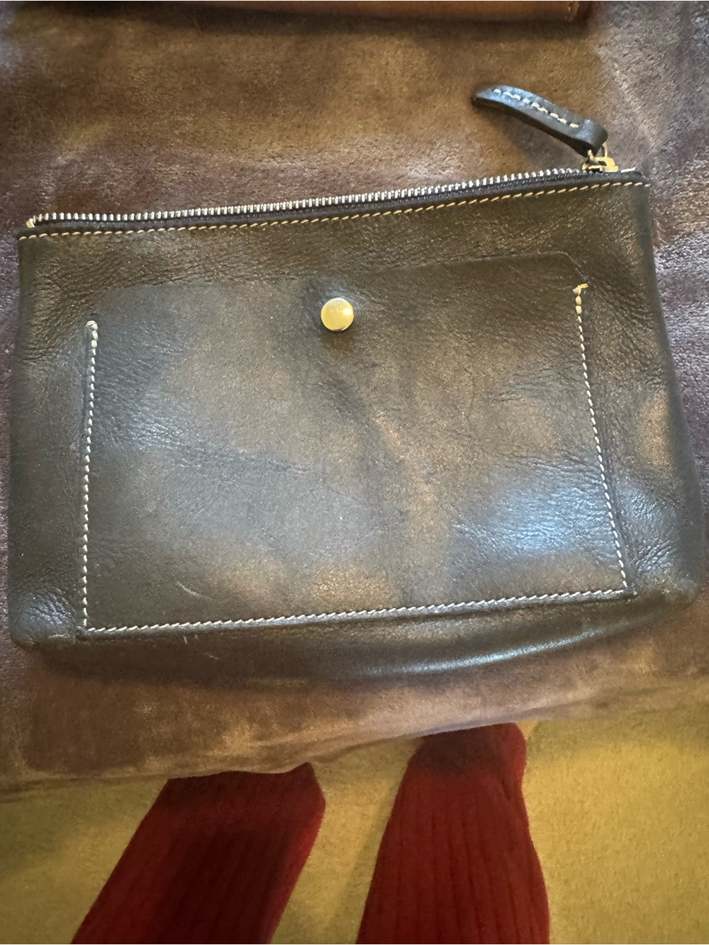Roots Black Leather Zip Pouch with Contrast Stitching